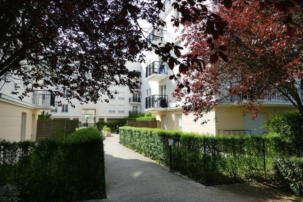 Disneyland Paris, Appartement 70M², Parking Prive เซร์ริส ภายนอก รูปภาพ